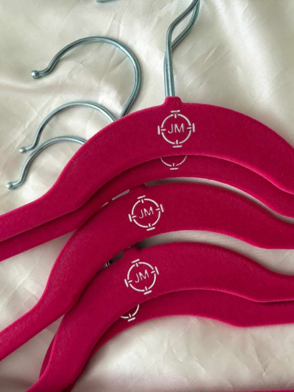 Joy Mangano Huggable Pant Hangers 5 Hot Pink - Picture 3 of 4